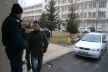 Задържаха търговци на парфюми
